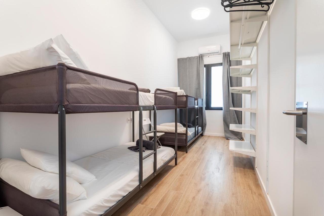Appartement 10 Pax, Ac, Wifi Gratis, Ciudad Artes Y Ciencias à Valence Extérieur photo