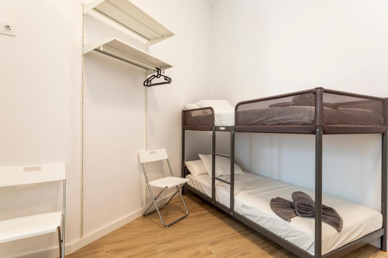 Appartement 10 Pax, Ac, Wifi Gratis, Ciudad Artes Y Ciencias à Valence Extérieur photo